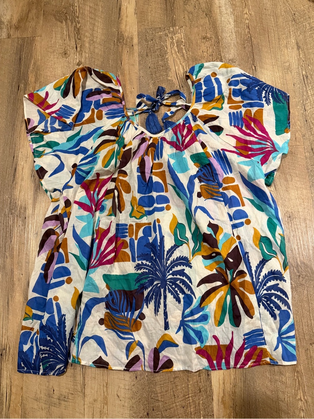 NWT True Destinations Women’s Multicolor Tropical Flutter Swim Coverup XL